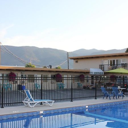 Flamingo Motel Penticton Esterno foto